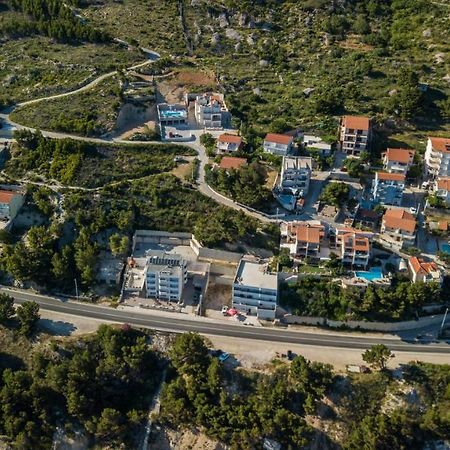 Apartments Pusic Omis Ngoại thất bức ảnh