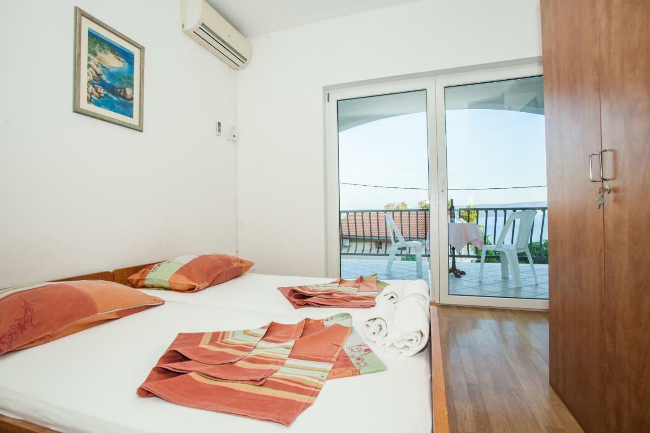 Apartments Pusic Omis Ngoại thất bức ảnh