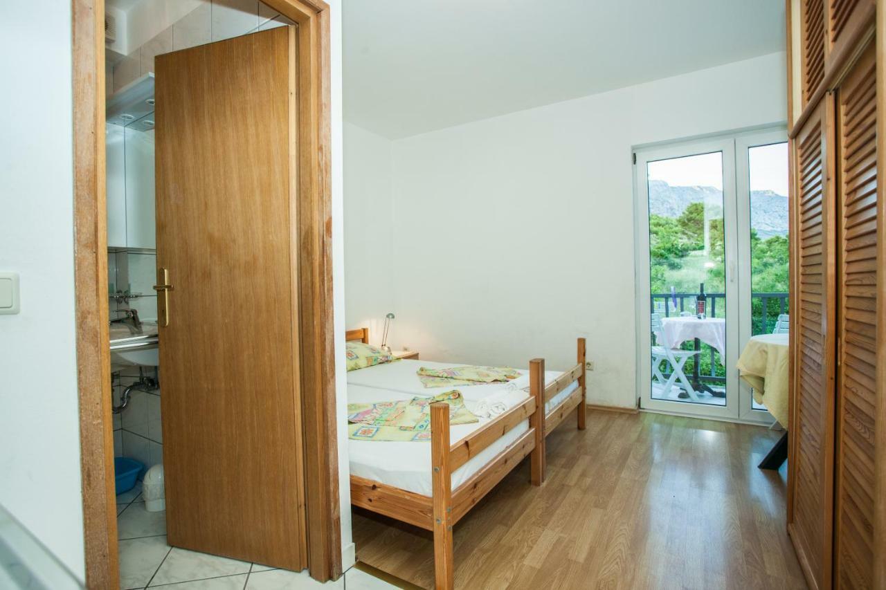 Apartments Pusic Omis Ngoại thất bức ảnh