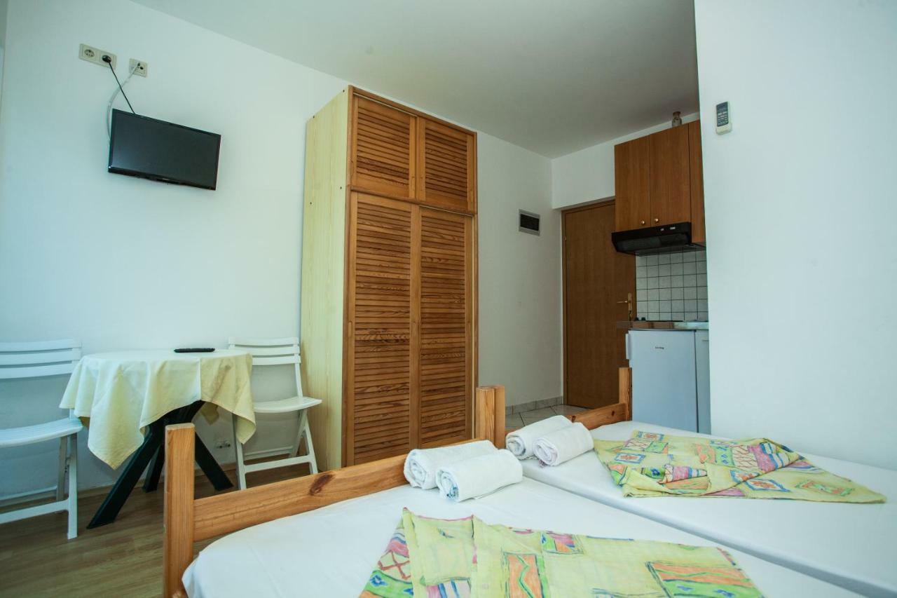 Apartments Pusic Omis Ngoại thất bức ảnh
