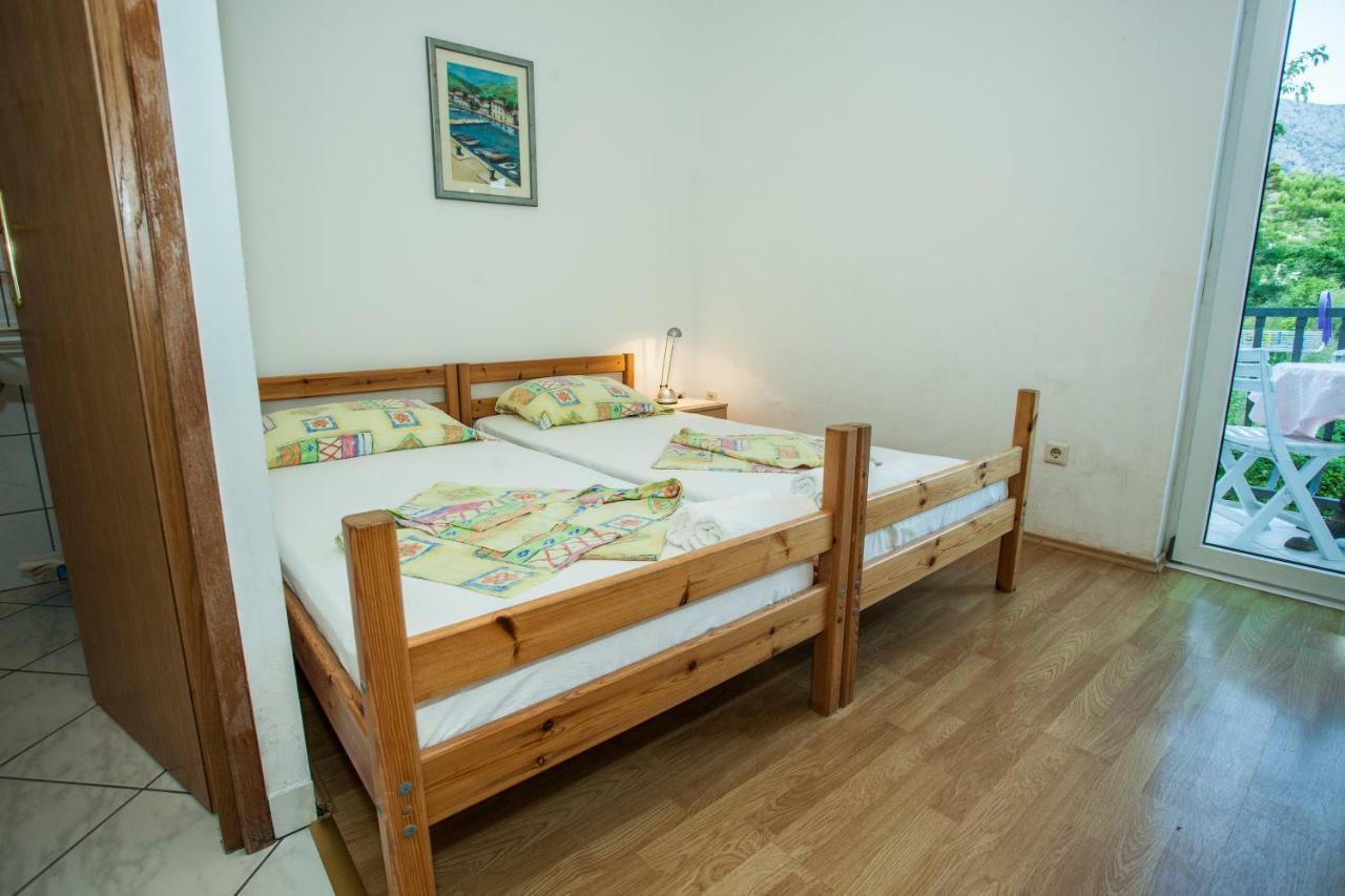 Apartments Pusic Omis Ngoại thất bức ảnh